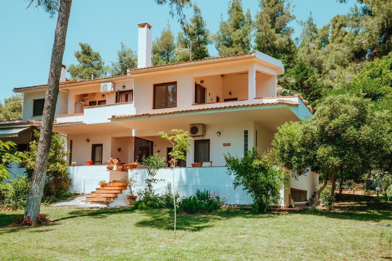 Forest House Near The Sea Sani  Esterno foto